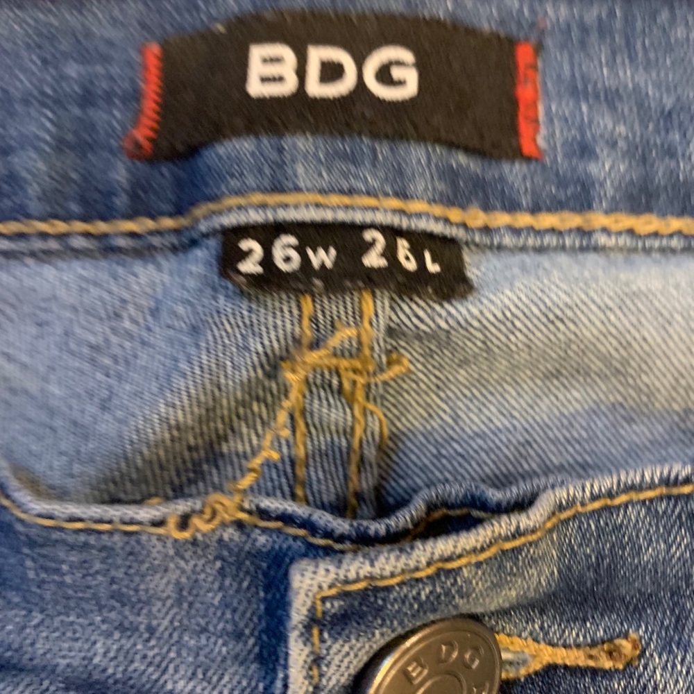BDG mid rise grazer jean